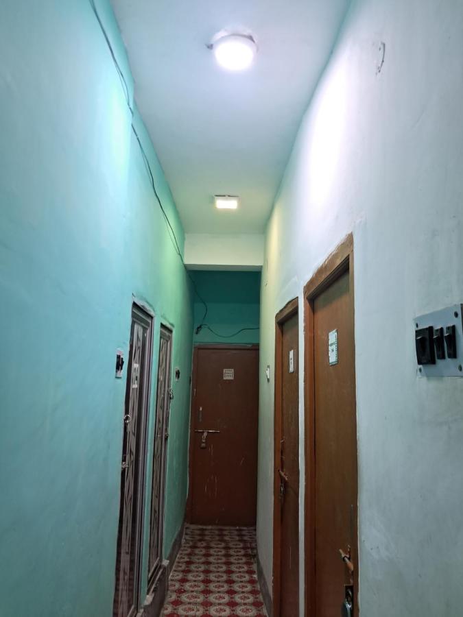 Hotel Zeeshan International Калькутта Экстерьер фото
